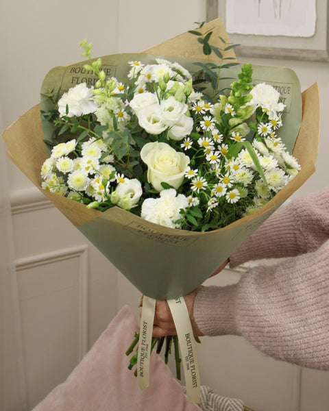 The 'Neutral' Florists Pick - Boutique Florist - UK Flower Delivery